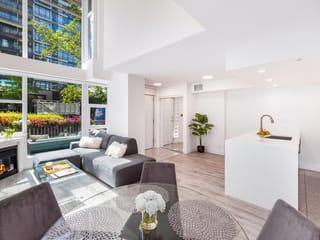 Townhouse for sale in North Vancouver, North Vancouver, TH8 168 E Esplanade Avenue, 263174330 | Realtylink.org
