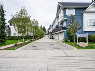 Townhouse for rent in Surrey, South Surrey White Rock, 16337 15 Avenue, 263174335 | Realtylink.org