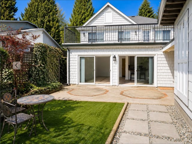 House for rent in West Vancouver, West Vancouver, Ground Level Mathers Avenue, 263174344 | Realtylink.org