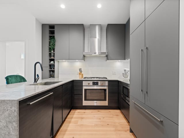 Apartment for sale in Port Moody, Port Moody, 621 3131 Murray Street, 263174354 | Realtylink.org