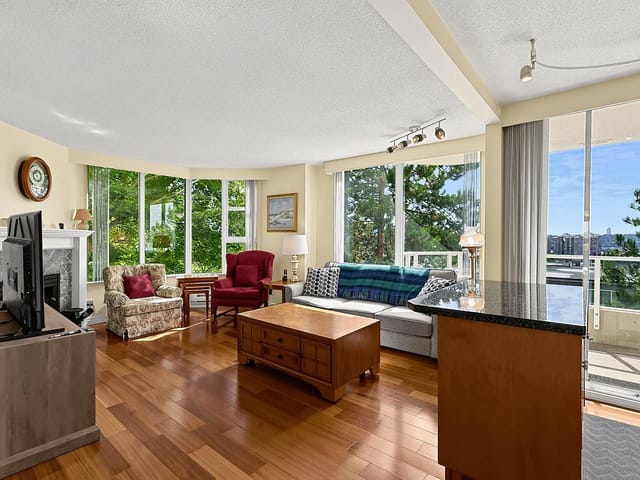Apartment for sale in New Westminster, New Westminster, 303 412 Twelfth Street, 263174437 | Realtylink.org