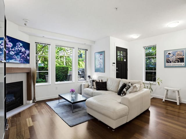 Townhouse for sale in Vancouver, Vancouver West, 6230 Logan Lane, 263174462 | Realtylink.org