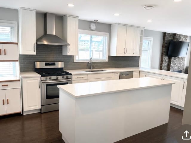 House for sale in Surrey, South Surrey White Rock, 2020 156a Street, 263174614 | Realtylink.org