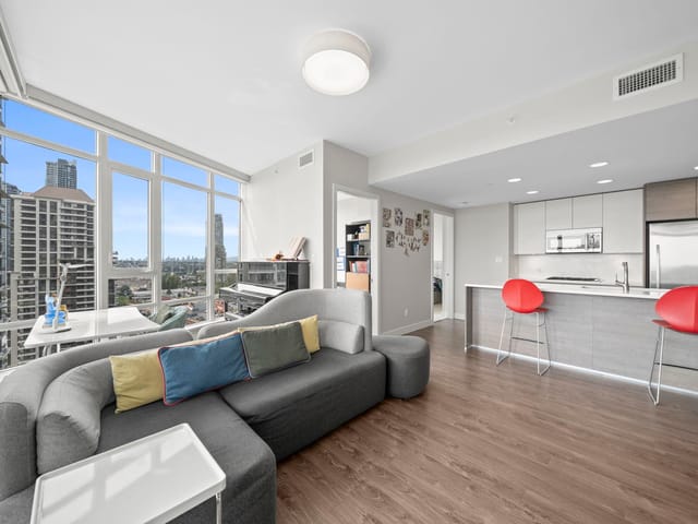 Apartment for sale in Burnaby, Burnaby North, 1610 2008 Rosser Avenue, 263174670 | Realtylink.org