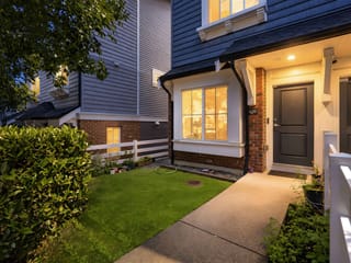 Townhouse for sale in Surrey, Surrey, 109 14833 61 Avenue, 263174727 | Realtylink.org