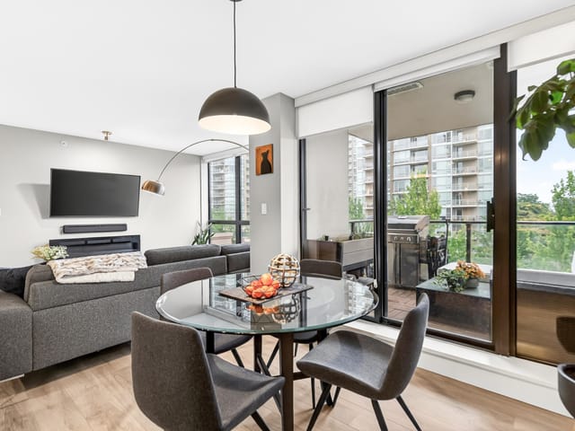 Apartment for sale in Coquitlam, Coquitlam, 604 2959 Glen Drive, 263174846 | Realtylink.org