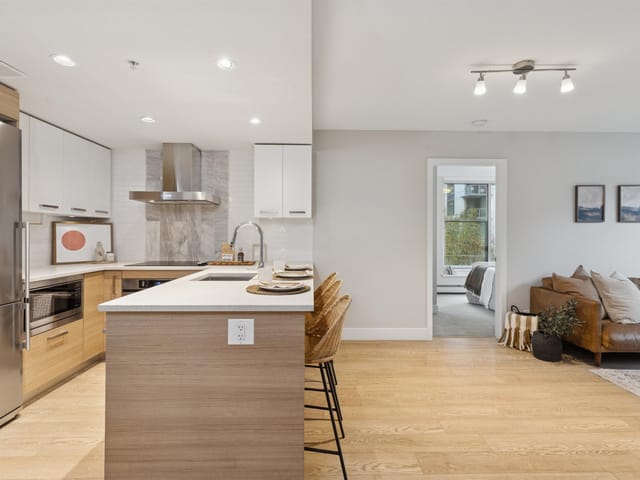 Apartment for sale in Vancouver, Vancouver West, 329 1783 Manitoba Street, 263174867 | Realtylink.org
