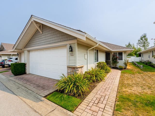 Townhouse for sale in Surrey, South Surrey White Rock, 53 17516 4 Avenue, 263174900 | Realtylink.org