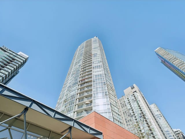 Apartment for sale in Vancouver, Vancouver West, 908 1408 Strathmore Mews, 263174998 | Realtylink.org