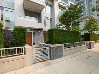 Townhouse for sale in Burnaby, Burnaby South, 6556 Nelson Avenue, 263175151 | Realtylink.org
