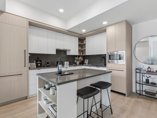 Apartment for sale in Vancouver, Vancouver East, 107 2268 E Broadway, 263175163 | Realtylink.org