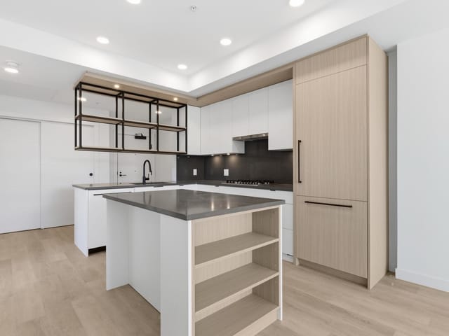 Apartment for sale in Vancouver, Vancouver East, 302 2268 E Broadway, 263175168 | Realtylink.org