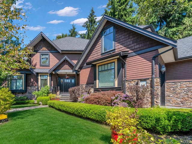 House for sale in White Rock, South Surrey White Rock, 15305 29a Avenue, 263175213 | Realtylink.org