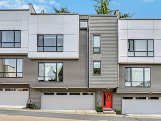 Townhouse for sale in Surrey, South Surrey White Rock, 180 16433 19 Avenue, 263175222 | Realtylink.org
