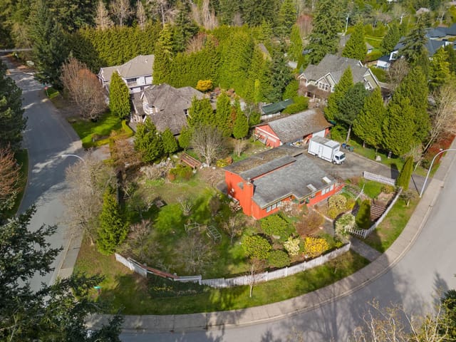 House for sale in Surrey, South Surrey White Rock, 13201 23a Avenue, 263175279 | Realtylink.org