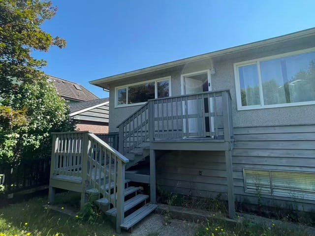 House for rent in Burnaby, Burnaby North, 100 Sea Avenue, 263175290 | Realtylink.org