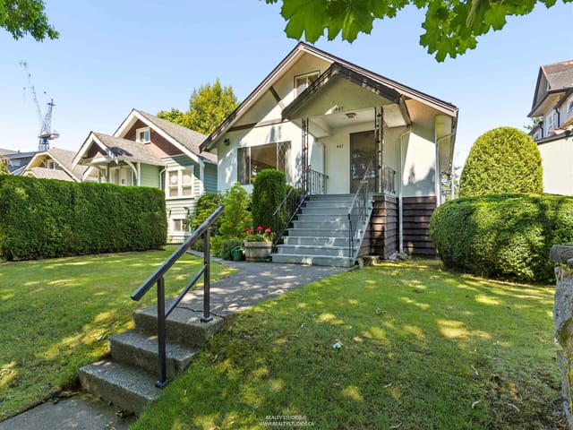 House for sale in Vancouver, Vancouver West, 461 W 18th Avenue, 263175357 | Realtylink.org