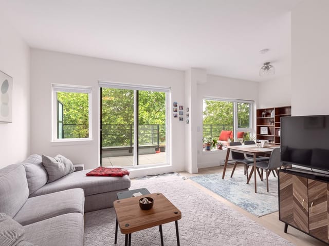 Apartment for sale in Vancouver, Vancouver East, 404 2666 Duke Street, 263175525 | Realtylink.org