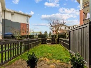 Apartment for rent in Surrey, South Surrey White Rock, 132 15168 33 Avenue, 263175582 | Realtylink.org