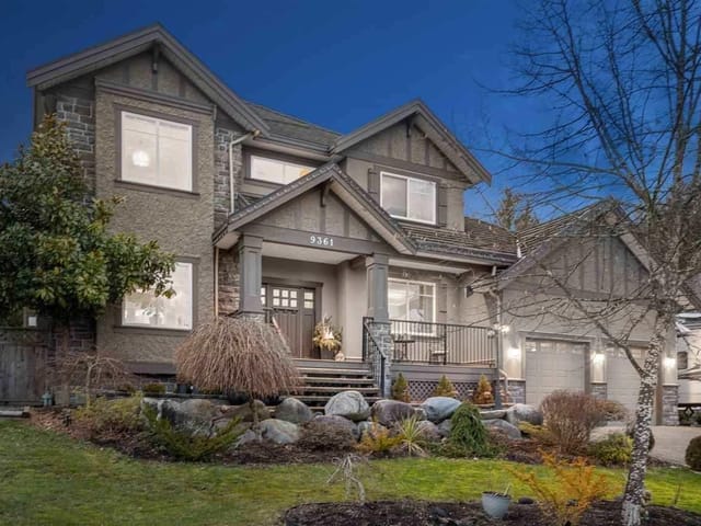 House for rent in Surrey, Surrey, 4 9361 164a Street, 263175586 | Realtylink.org