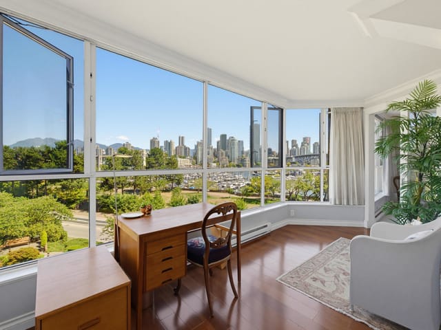 Apartment for sale in Vancouver, Vancouver West, 304 1490 Pennyfarthing Drive, 263175691 | Realtylink.org