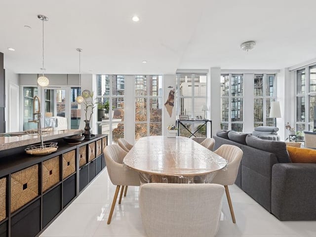 Apartment for sale in Vancouver, Vancouver West, 402 1102 Hornby Street, 263175742 | Realtylink.org