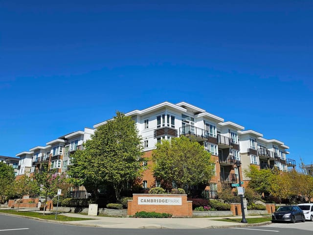 Apartment for sale in Richmond, Richmond, 205 9500 Odlin Road, 263175744 | Realtylink.org