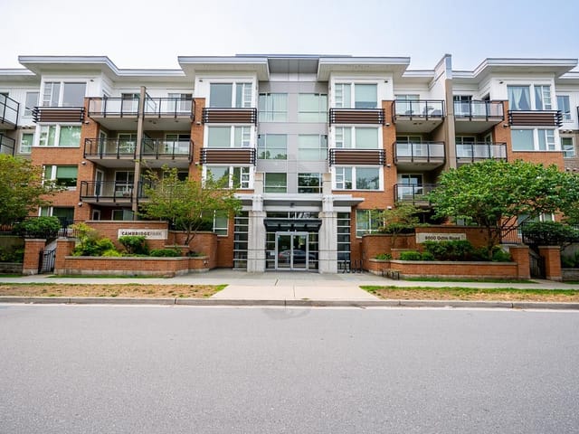 Apartment for sale in Richmond, Richmond, 205 9500 Odlin Road, 263175744 | Realtylink.org