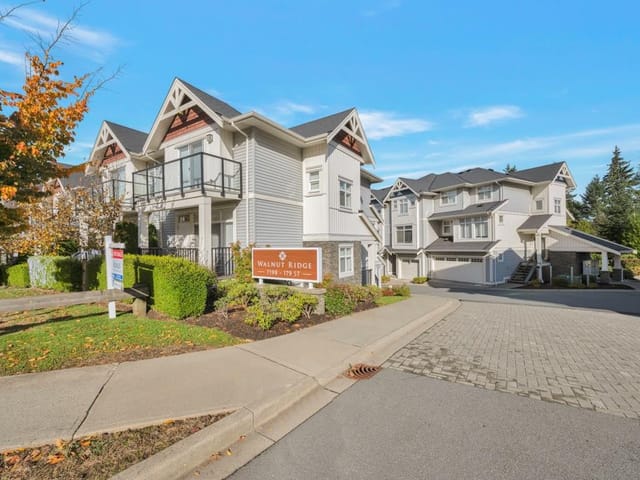 Townhouse for sale in Surrey, Cloverdale, 15 7198 179 Street, 263175762 | Realtylink.org