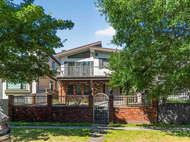 House for sale in Vancouver, Vancouver East, 2739 E 8th Avenue, 263175775 | Realtylink.org