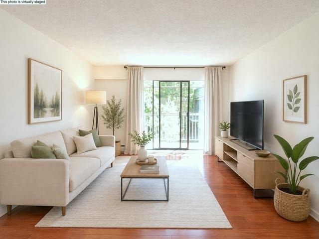 Apartment for sale in Burnaby, Burnaby East, 308 7428 19th Avenue, 263175907 | Realtylink.org