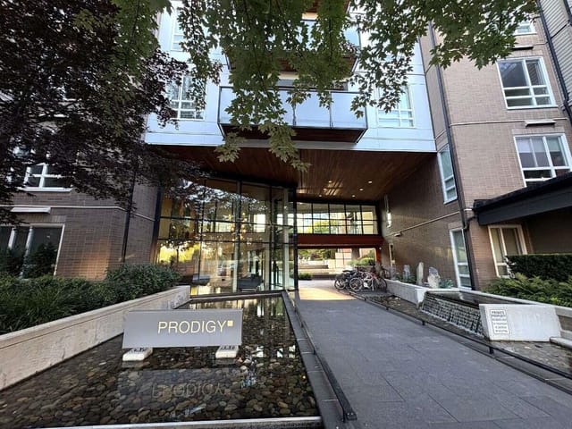 Apartment for sale in Vancouver, Vancouver West, 106 3462 Ross Drive, 263175946 | Realtylink.org