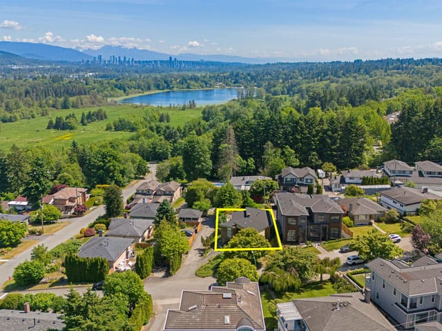 House for sale in Burnaby, Burnaby South, 5578 Oakglen Drive, 263175953 | Realtylink.org