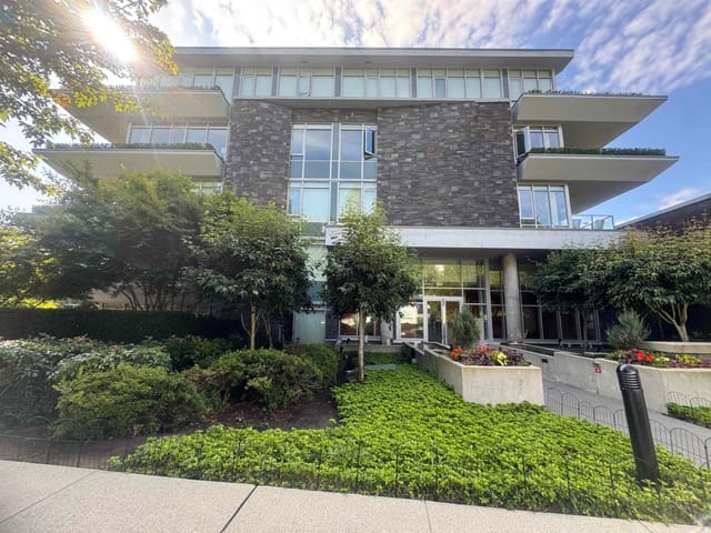 Apartment for sale in West Vancouver, West Vancouver, 402 866 Arthur Erickson Place, 263175978 | Realtylink.org