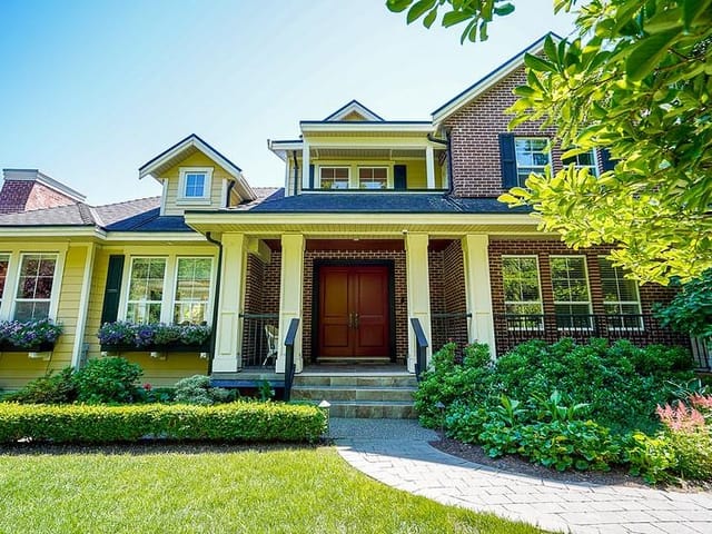 House for sale in Surrey, South Surrey White Rock, 17268 4 Avenue, 263175988 | Realtylink.org