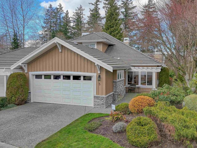 Townhouse for sale in Surrey, South Surrey White Rock, 5 18088 8 Avenue, 263176000 | Realtylink.org