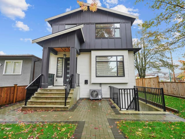 1/2 Duplex for sale in Vancouver, Vancouver East, 2995 E 17th Avenue, 263176028 | Realtylink.org