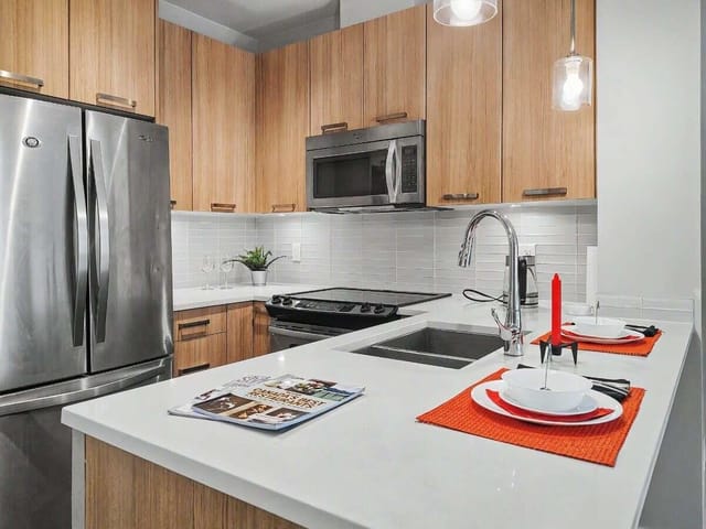Apartment for sale in Surrey, North Surrey, 205 15388 105 Avenue, 263176069 | Realtylink.org