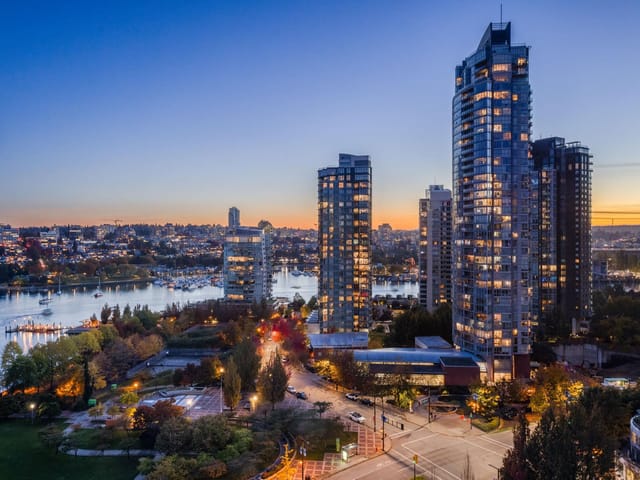 Apartment for sale in Vancouver, Vancouver West, 2101 388 Drake Street, 263176112 | Realtylink.org