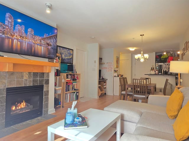 Apartment for sale in New Westminster, New Westminster, 201 15 Smokey Smith Place Place, 263176124 | Realtylink.org