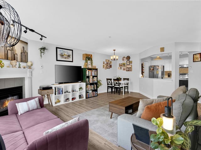 Apartment for sale in Langley, Langley, 405 20200 54a Avenue, 263176144 | Realtylink.org