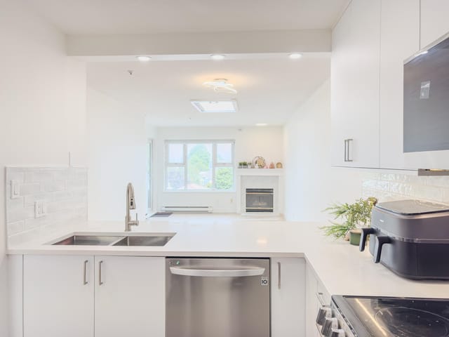 Apartment for sale in Vancouver, Vancouver East, 311 4893 Clarendon Street, 263176153 | Realtylink.org