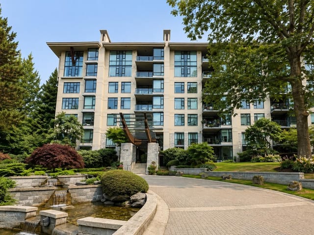Apartment for sale in Vancouver, Vancouver West, 401 4759 Valley Drive, 263176181 | Realtylink.org