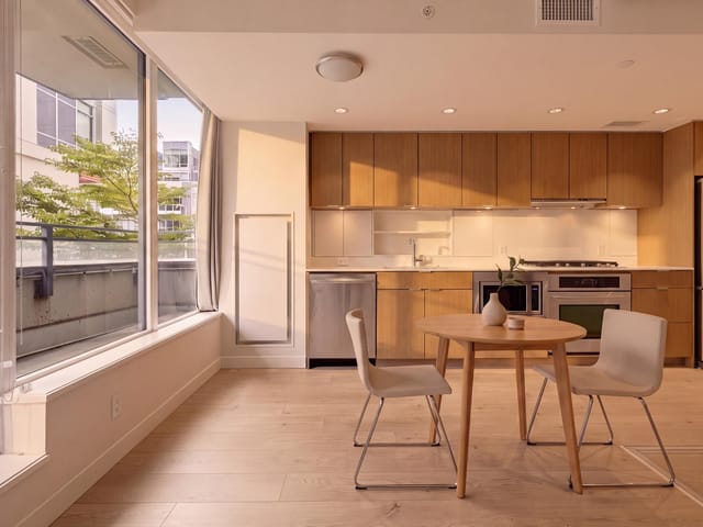 Apartment for sale in Vancouver, Vancouver East, 203 111 E 1st Avenue, 263176202 | Realtylink.org