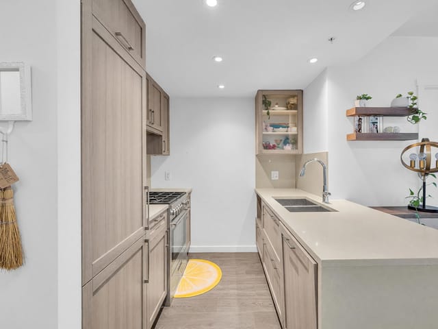 Apartment for sale in Vancouver, Vancouver East, 504 5598 Ormidale Street, 263176255 | Realtylink.org