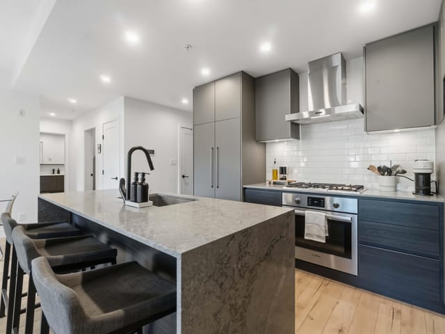Apartment for sale in Port Moody, Port Moody, 327 3131 Murray Street, 263176336 | Realtylink.org