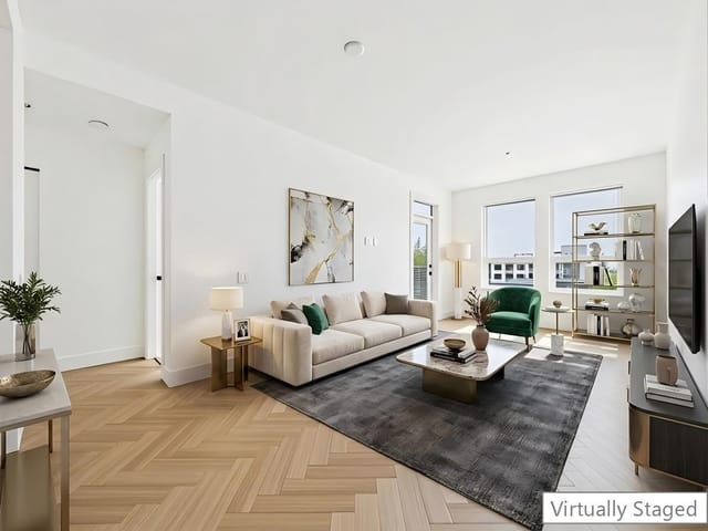 Apartment for sale in Burnaby, Burnaby North, 212 9228 Slopes Mews, 263176373 | Realtylink.org