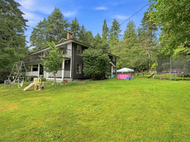 House for sale in Gibsons, Sunshine Coast, 1523 Grandview Road, 263176404 | Realtylink.org