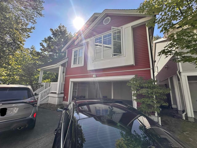 House for rent in Coquitlam, Coquitlam, 301 3000 Riverbend Drive, 263176423 | Realtylink.org