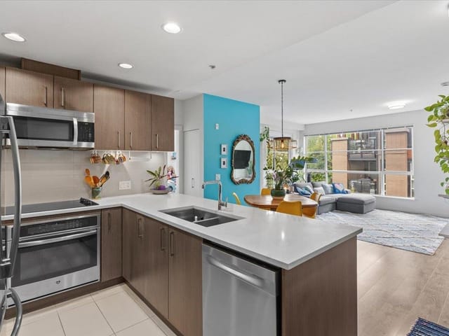 Apartment for sale in Vancouver, Vancouver West, 313 5981 Gray Avenue, 263176484 | Realtylink.org